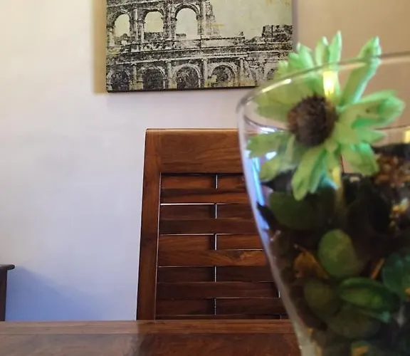 Casa Antonella * רומא